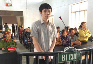 10 năm tù cho đối tượng giết người bằng xăng