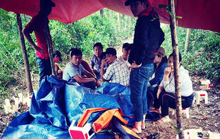 Quảng Nam: Bắt quả tang 12 đối tượng đánh bạc dưới hình thức xóc đĩa