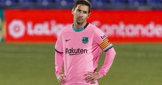 Nội bộ Barcelona 'dậy sóng' trước trận Siêu kinh điển với Real Madrid