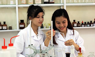 Trung cấp Y, Dược: Khó tuyển sinh