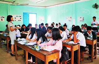 Chú trọng đánh giá năng lực trong giảng dạy ngoại ngữ