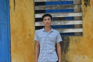 Khởi tố thanh niên dùng rựa chém… nhầm người