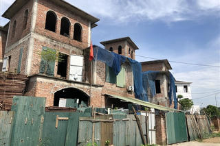 Đánh thuế biệt thư bỏ hoang: Sao bàn mãi vẫn chưa làm được?