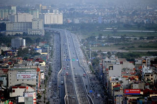 Đi lên từ nội lực