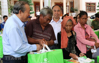 Phó Thủ tướng thăm đồng bào dân tộc, gia đình chính sách ở Bình Phước