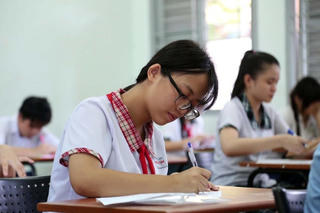 Tuyển sinh lớp 10 ngoài công lập Hà Nội:  Cân nhắc kỹ việc nộp - rút hồ sơ
