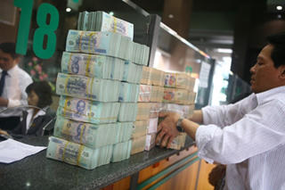 Tìm cách giảm bội chi