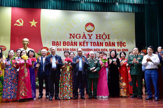 Nguồn lực chính không phải ‘rừng vàng biển bạc’
