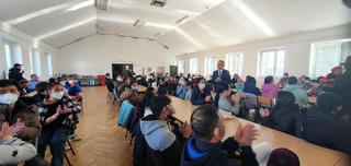 Nghĩa đồng bào trong vòng xoáy khủng hoảng Ukraine - Bài 3: Khi ba cây chụm lại...