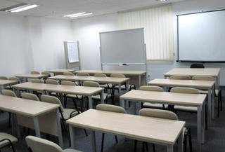 Cả quận không có thêm phòng học mới nào