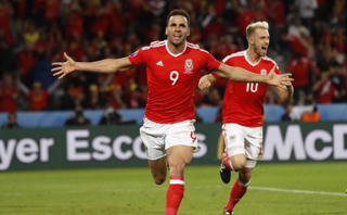 10 cầu thủ bỗng nổi tiếng sau Euro 2016