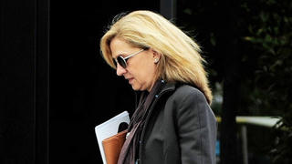 Công chúa Tây Ban Nha hầu tòa vì cáo buộc gian lận thuế