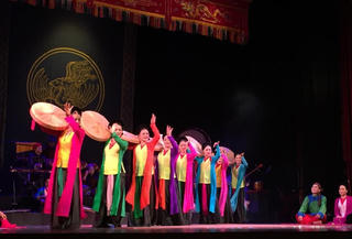 Trăn trở bảo tồn nghệ thuật truyền thống