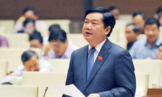 Bộ trưởng Thăng bác thông tin ‘xây cầu chỉ phục vụ nhà quan’