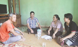 Mặt trận ở trong lòng dân