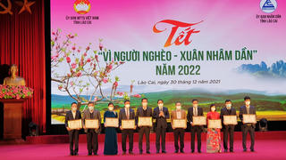 Lào Cai: Tiếp nhận hơn 17,3 tỷ đồng ủng hộ Tết 'Vì người nghèo'