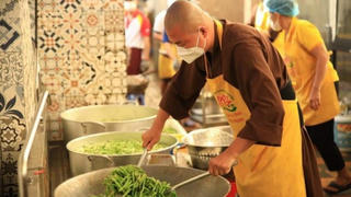 Ấm áp bếp ăn Tường Nguyên