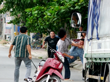 Án mạng ở hội chợ khi vô tình dẫm lên chân người khác