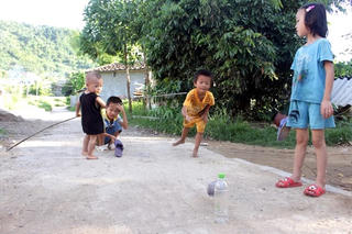 Ngày hè với trẻ vùng cao