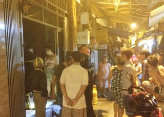 Bé trai 10 tuổi tử vong trong căn nhà 2 tầng bốc cháy