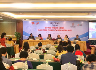 Trao gần 85.000 suất học bổng cho học sinh, sinh viên đồng bào DTTS, vùng biển đảo khó khăn