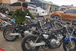 Quảng Trị: Thu giữ 35 mô tô phân khối lớn không rõ nguồn gốc