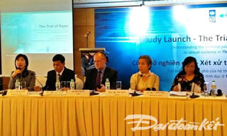 Nạn nhân bị hiếp dâm: Khó tiếp cận công lý