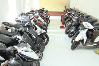 Phát hiện tiệm cầm đồ chứa tang vật vụ án