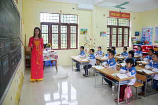 Nâng tầng để giải quyết thiếu phòng học