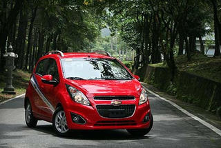 Chevrolet tiếp tục giảm giá xe, Spark Duo chỉ còn 259 triệu đồng