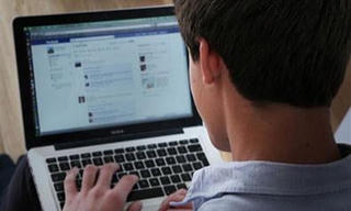 Bộ GD&ĐT đính chính thông tin cấm sinh viên bình luận dung tục