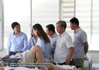 Tài xế trong vụ xe khách bị lật tại Bình Thuận đã tử vong