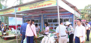Khai mạc Hội chợ Hàng tiêu dùng quận Cầu Giấy, Hà Nội