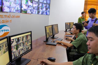 Bình yên mỗi ngõ hẻm, đường phố