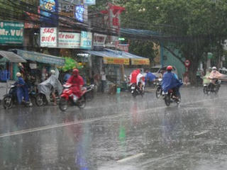 Hà Nội đề phòng mưa dông, gió mạnh trong vài ngày tới