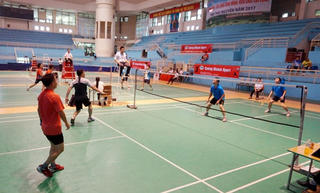 Quy định cơ sở vật chất, trang thiết bị và tập huấn đối với môn Cầu lông