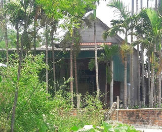 Vợ chết, chồng nguy kịch trong ngôi nhà nghi ngút khói