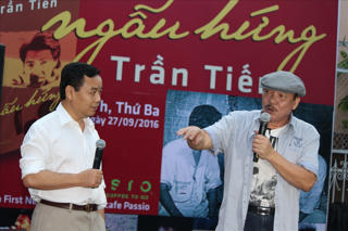 Khi  Trần Tiến…  viết