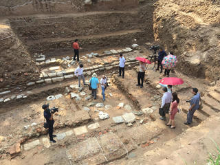 Xuất lộ nhiều dấu tích kiến trúc Chính điện Kính Thiên