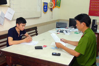 Bắt nhóm lừa 'tài khoản FB của bạn đã trúng thưởng'