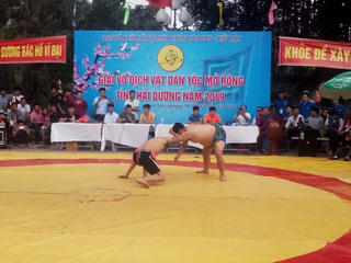 Khai mạc giải vô địch vật dân tộc tỉnh Hải Dương năm 2019