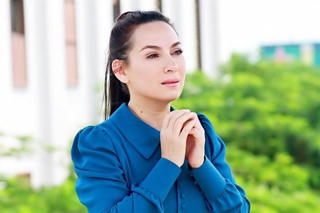 Nghệ sĩ Việt bác bỏ thông tin ca sĩ Phi Nhung qua đời vì Covid-19