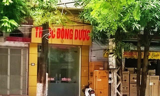 'Chuyên gia' dỏm bán dung dịch vệ sinh phụ nữ