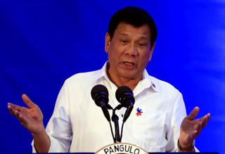 Philippines dọa rút khỏi ICC