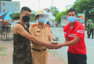 Hải Dương: Trả lại người đánh rơi 200 triệu đồng