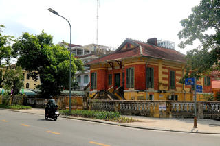 Cận cảnh ngôi biệt thự Pháp 100 tuổi ở Huế dự kiến thuê ‘thần đèn’ di dời