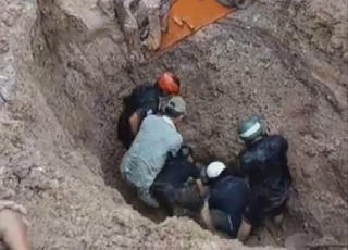 Kịp thời cứu sống hai vợ chồng bị khối đất lở vùi lấp sâu hơn 2m