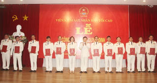Bổ nhiệm 12 Kiểm sát viên cao cấp
