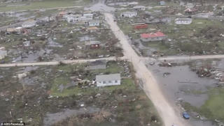 Siêu bão Irma quét sạch nhiều hòn đảo