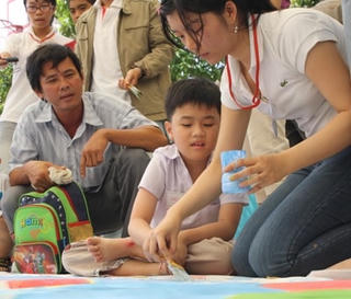 Nghề công tác xã hội: Bất cập, thiếu chuyên nghiệp